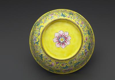 图片[3]-Painted enamel plate with flower decoration, Qianlong reign (1736-1795), Qing dynasty-China Archive